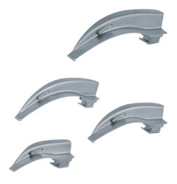 Асортимент волоконно-оптичних ветеринарних клинків Macintosh. На фото показано чотири клинки різного розміру зі знімними світловодами, призначені для ларингоскопу Зеленого стандарту