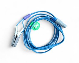 Ветеринарний датчик SpO2 для вимірювання сатурації та пульсу. Оснащений датчиком-кліпсою з мякими силіконовими вставками