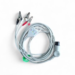 Ветеринарний ЕКГ кабель на 3 відведення з круглим розємом підключення. На кінцях відведень розташовані кольорові затискачі типу Крокодил. Присутній центральний розгалужувач з маркуванням